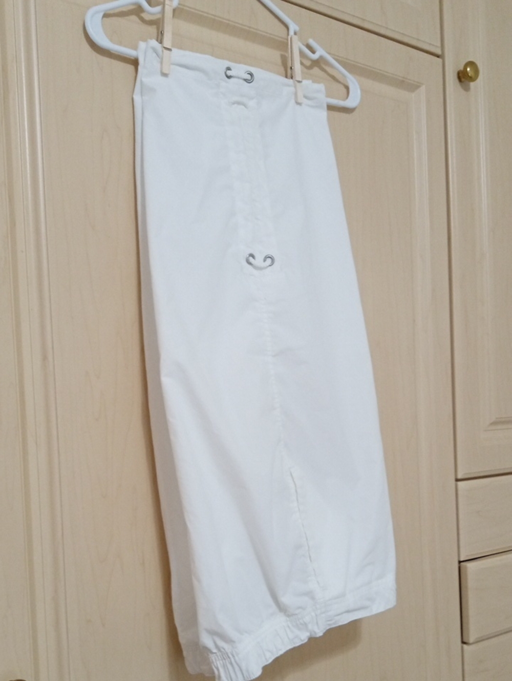 Women’s White Fu-Da Cargo Shorts